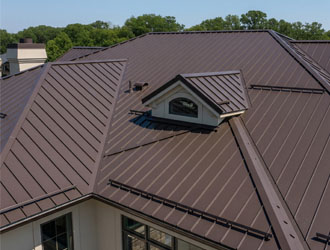 Будівництво фальцевої покрівлі у Дніпрі